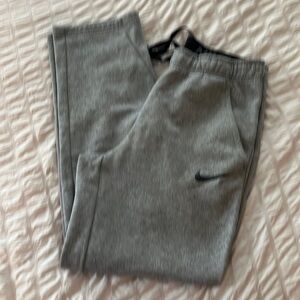 Nike heather gray dry fit sweatpants